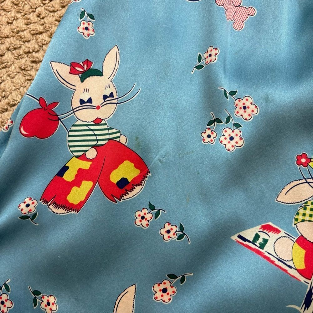 Rare Voom Brand 100% Silk Cartoon Rabbit Print Square Neck Dress Size Medium - Picture 10 of 16